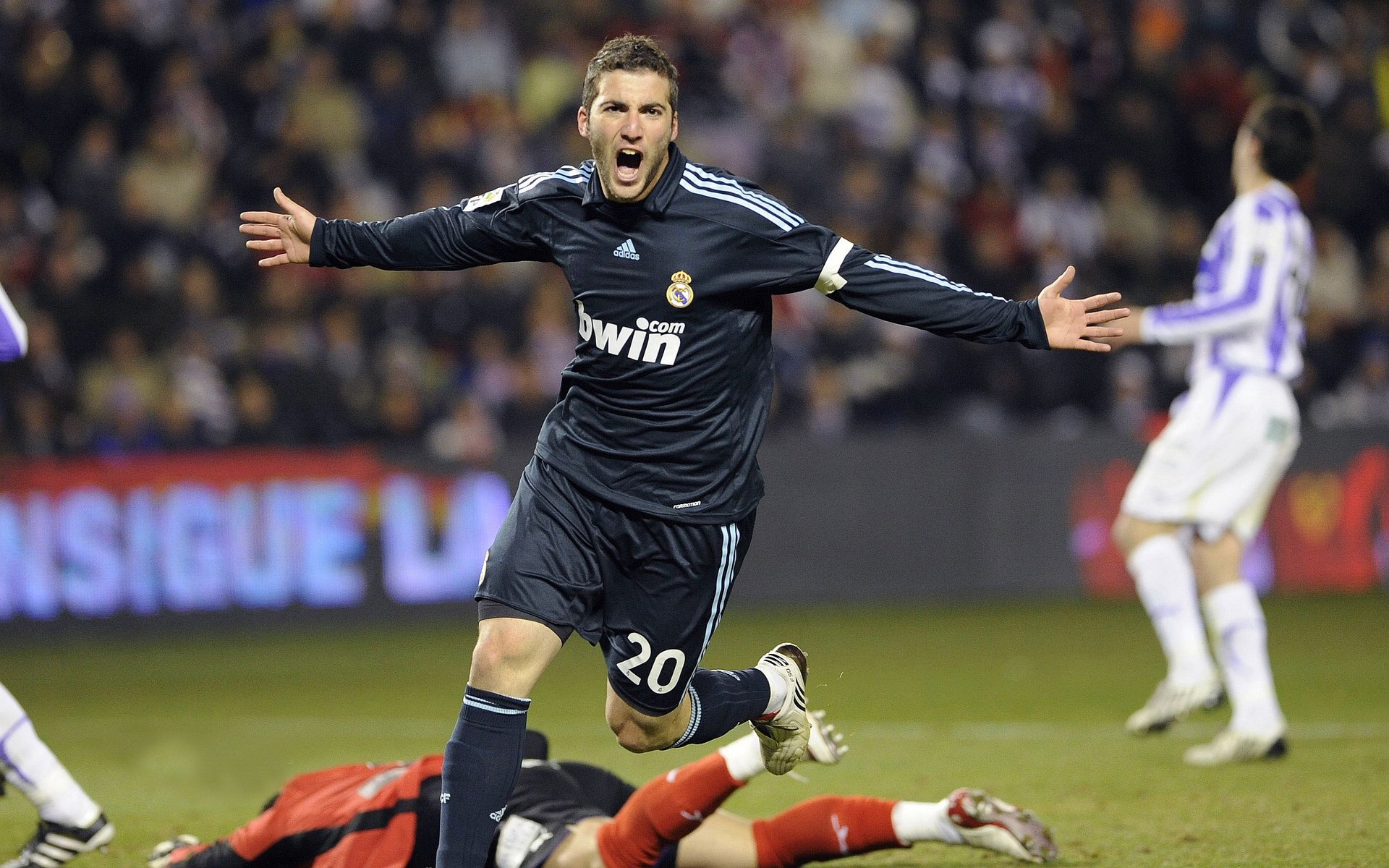 世界俱乐部之战:焦点球队战前数据分析